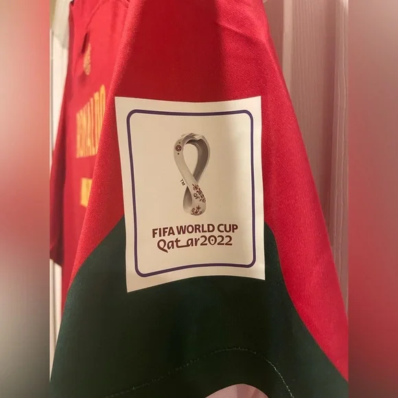 Men’s Ronaldo 2022 WC Portugal Jersey - Picture 4 of 6